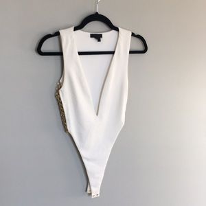 h:ours White Deep V-Neck Bodysuit